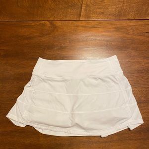 Lululemon Pace Rival size 2 white